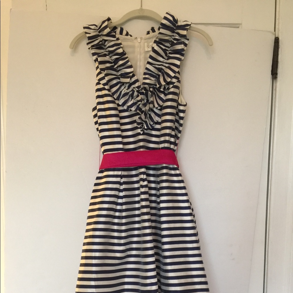 NWOT Eliza J 6 Striped Ruffled Midi Dress